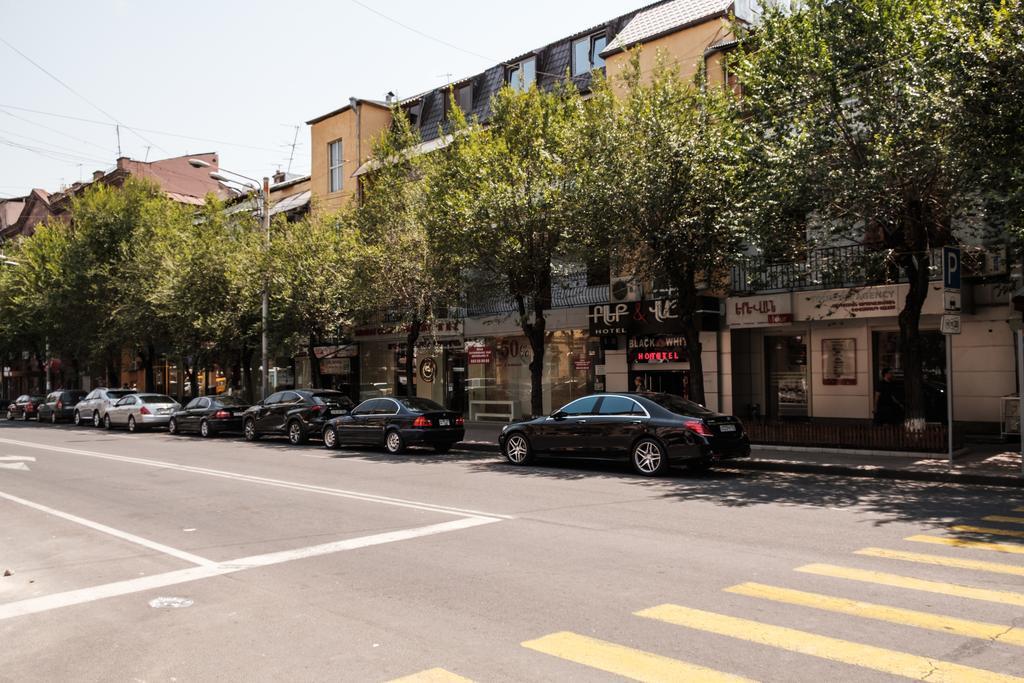Apartment On Hanrapetutyan Street Γιερεβάν Εξωτερικό φωτογραφία
